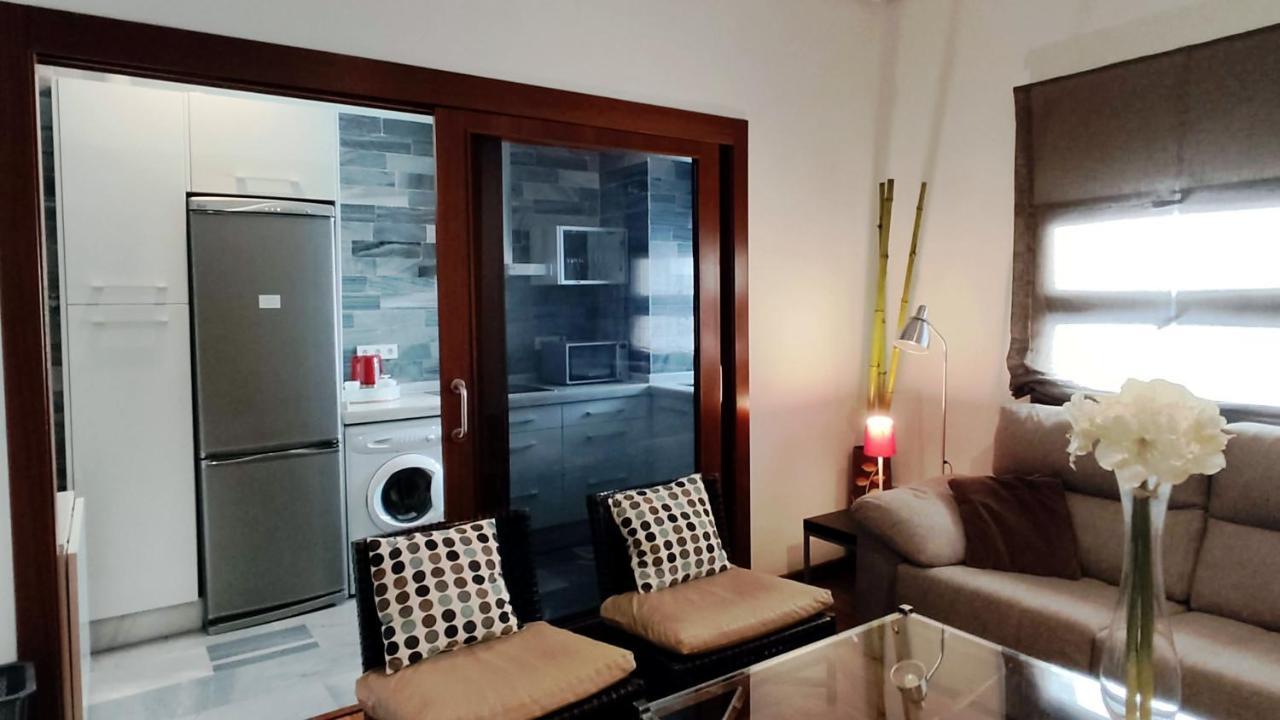 Selecta Elegante Apartamento Con Patio En Centro Historico Sevilha Exterior foto